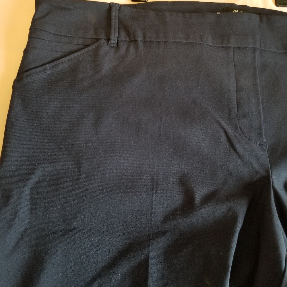 SIZE 22 SHORTS - Picture 5 of 6